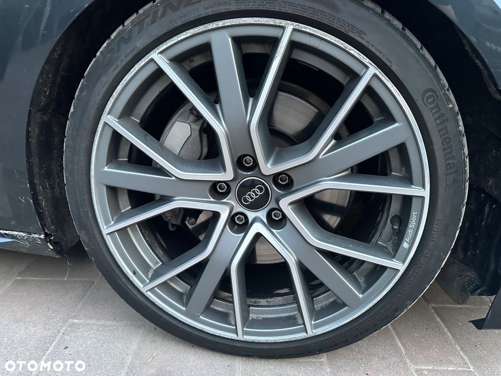 Audi A4 - 18
