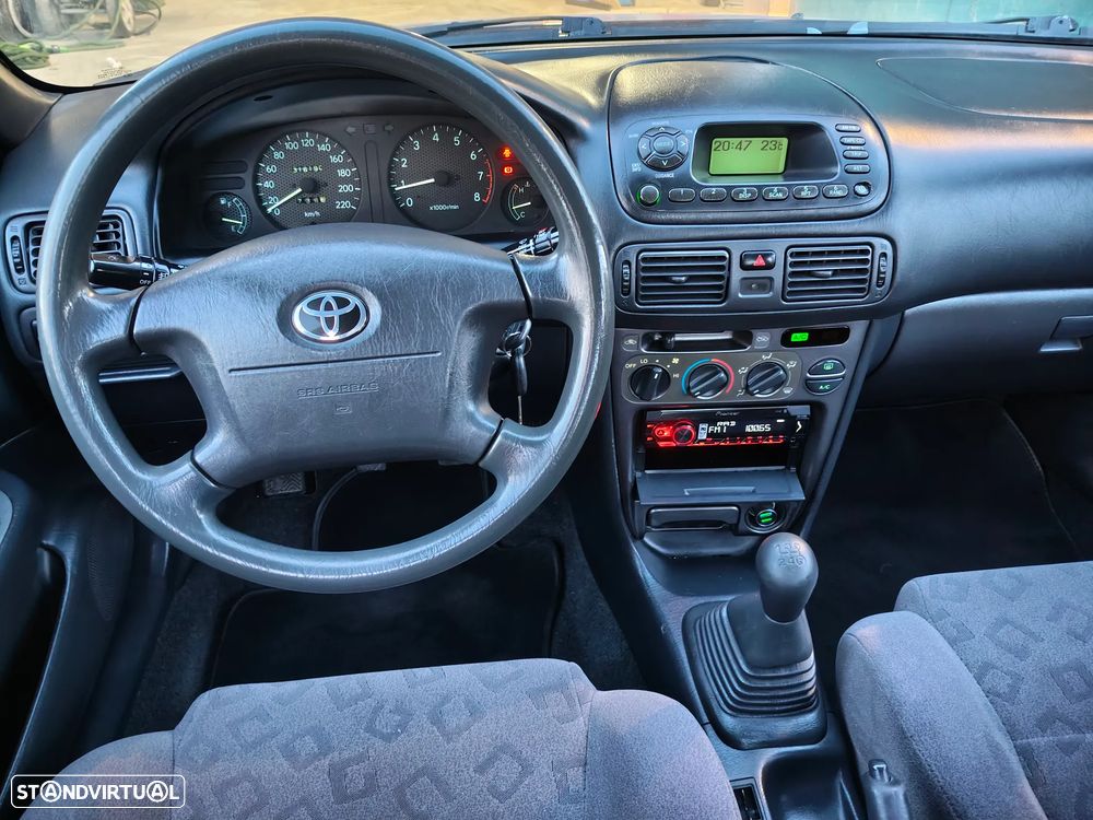 Toyota Corolla 1.4 VVT-i - 28