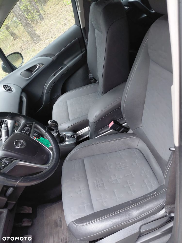 Opel Meriva 1.4 T Cosmo - 15