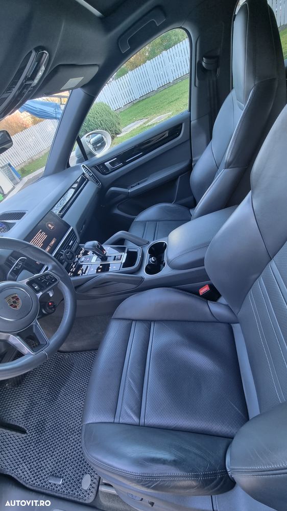 Porsche Cayenne Coupe Standard - 7
