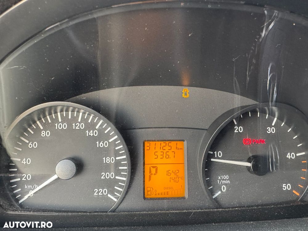Mercedes-Benz Vito - 9