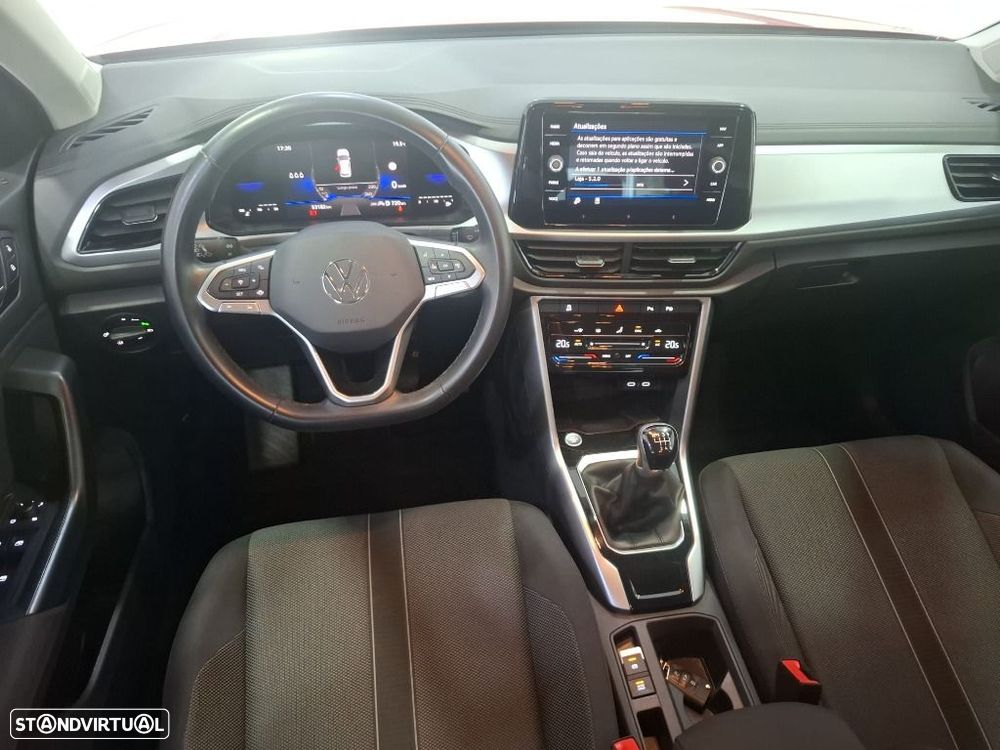 VW T-Roc 1.0 TSI Urban - 15