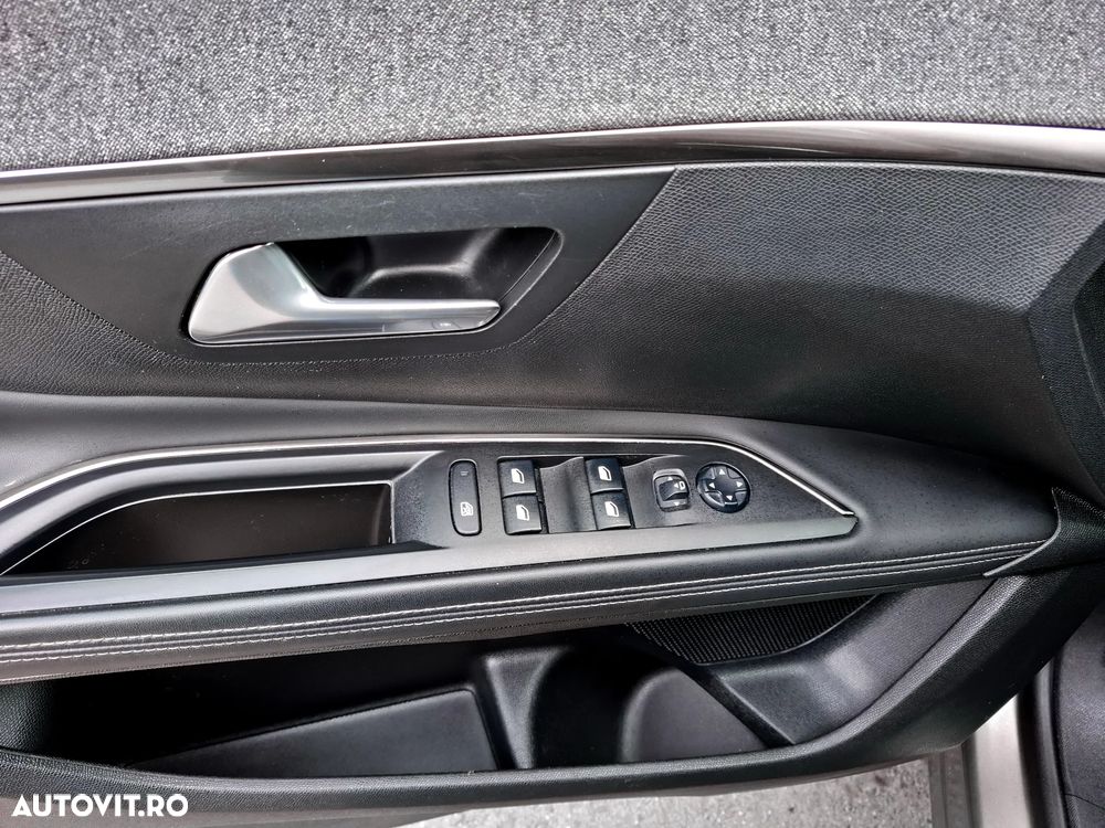 Peugeot 5008 THP 165 EAT6 Stop & Start Allure - 15