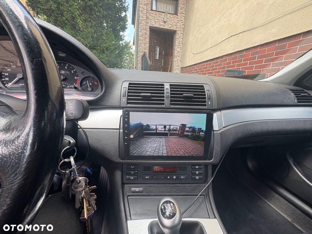 BMW Seria 3 318i - 16