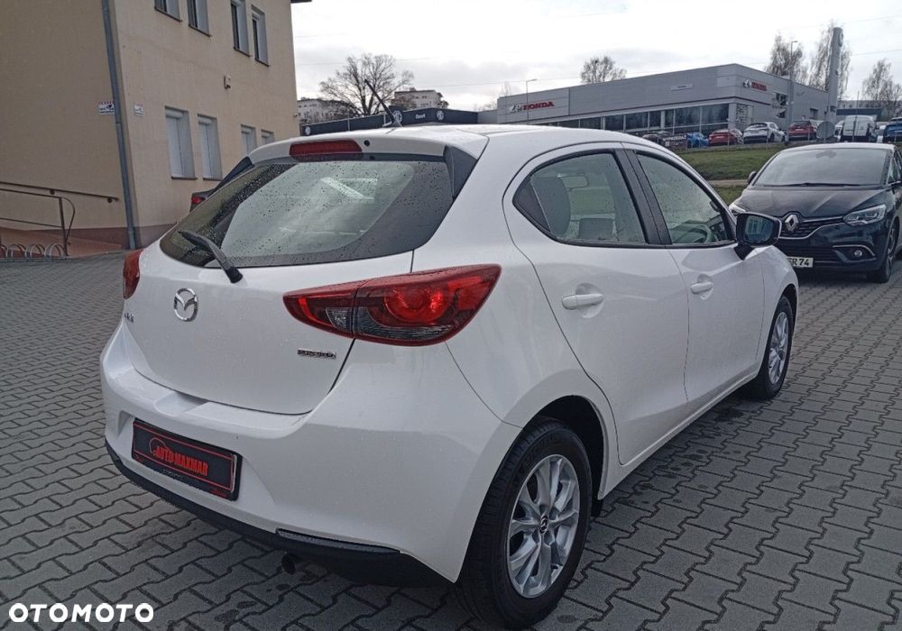 Mazda 2 - 8
