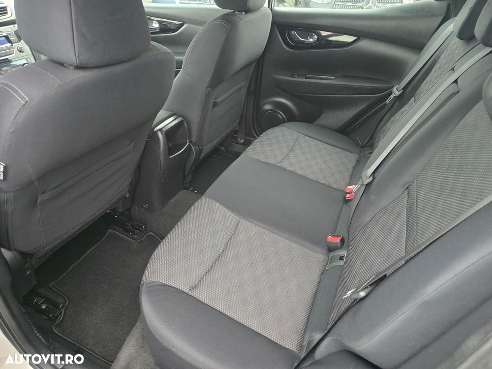 Nissan Qashqai - 11