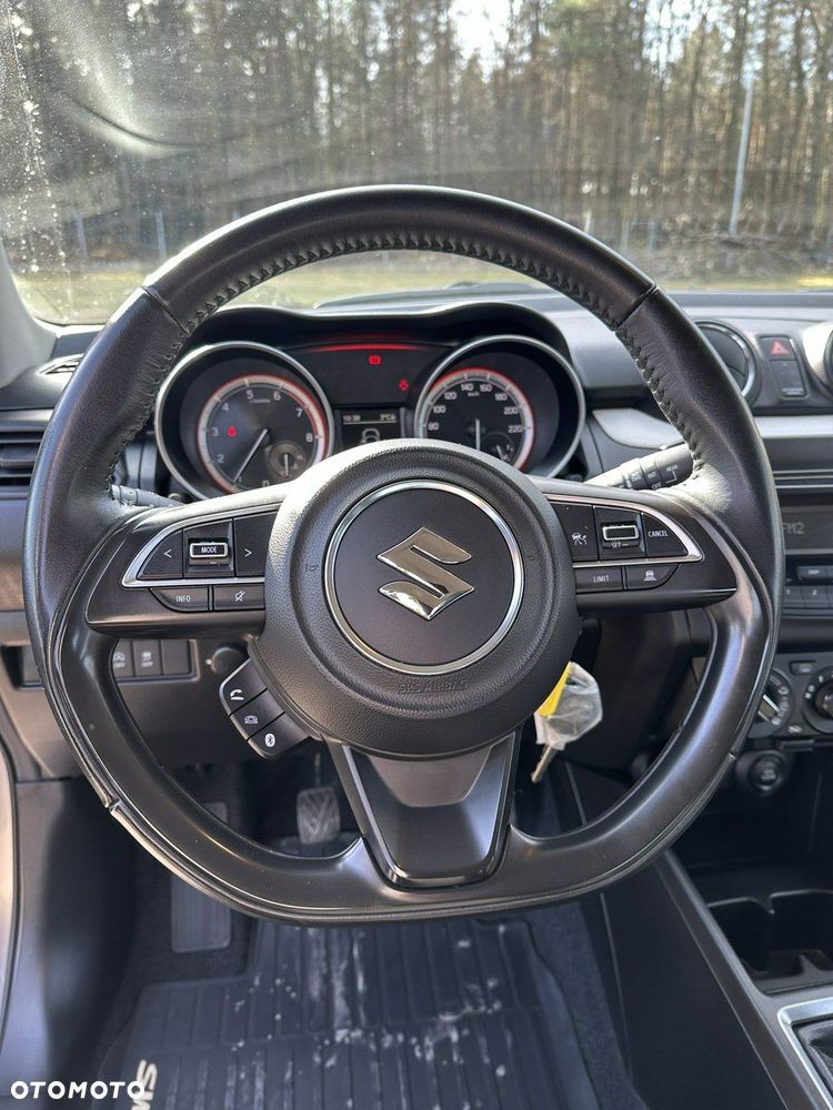Suzuki Swift - 15