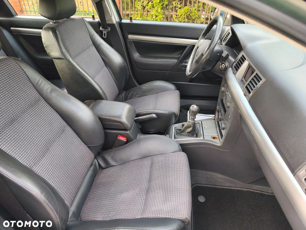 Opel Vectra 1.8 Sport/GTS - 32