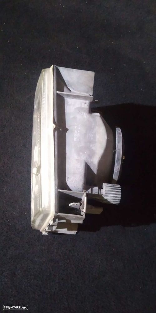 Ótica Esq Renault 9 (L42_) - 2