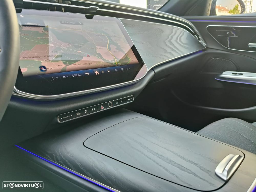 Mercedes-Benz E 300 e - 6