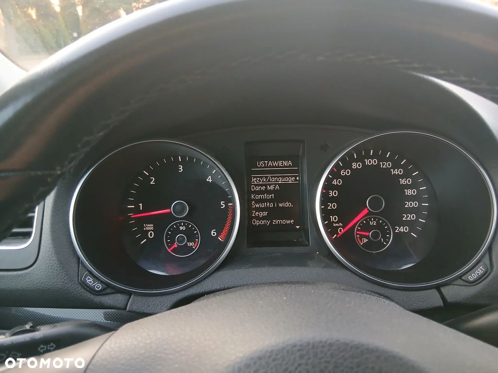 Volkswagen Golf 1.6 TDI BMT Comfortline - 12