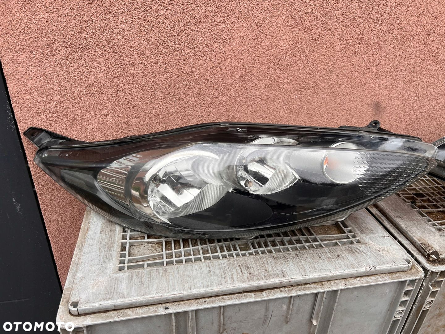 Lampa przednia FORD FIESTA MK7 ZWYKŁE KOMPLET EUROPA ORYGINALNE HELLA - 3