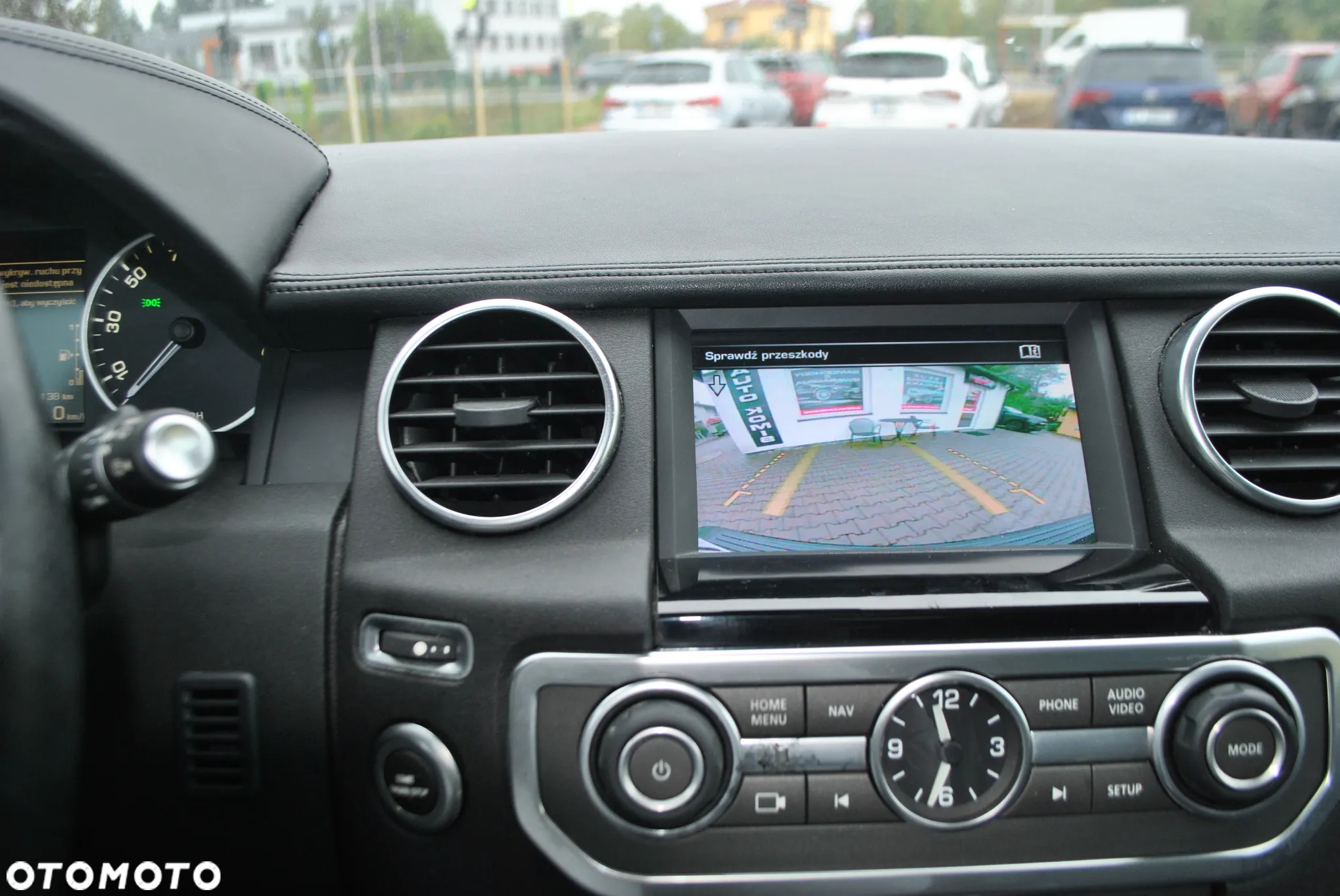 Land Rover Discovery IV 3.0 V6 SC Landmark - 25