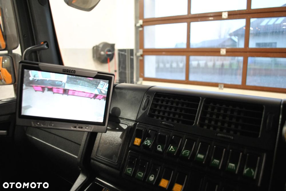 MAN TGM 18.240 Zamiatarka BEAM 8000 Szczotki L/R Karcher 2 Silniki - 15