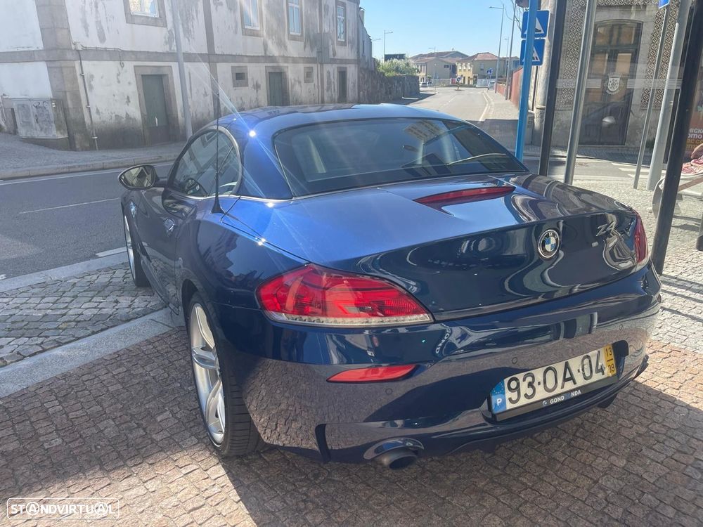 BMW Z4 35 is Auto - 14