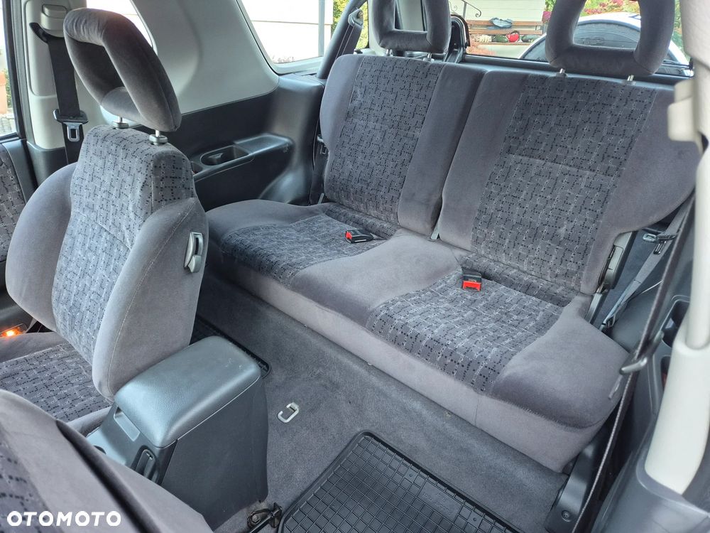 Opel Frontera - 13