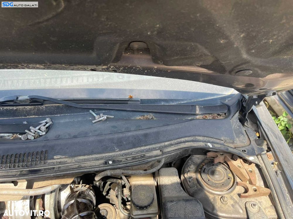 Capac Ornament Plastic Stanga de la Stergatoare Parbriz Toyota Avensis T25 2003 - 2009 [C6249] - 3