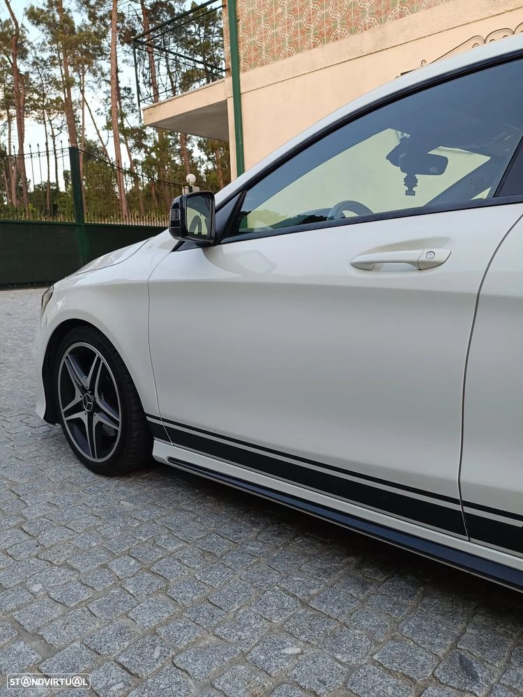 Mercedes-Benz CLA 220 CDI 7G-DCT AMG Line - 10