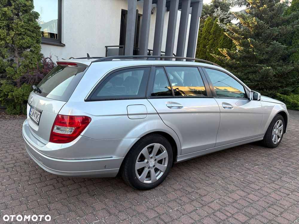 Mercedes-Benz Klasa C 180 CDI Avantgarde Edition - 4