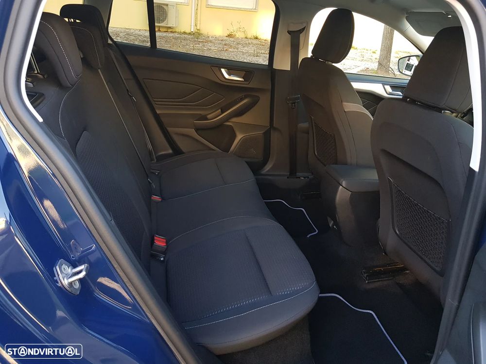 Ford Focus SW 1.5 TDCi EcoBlue Business - 41