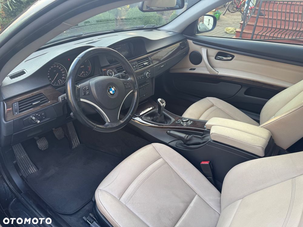 BMW Seria 3 320d DPF - 7
