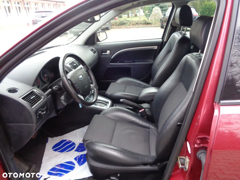 Ford Mondeo 2.0 Ghia Executive - 18