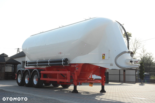 Spitzer SF 39 PI / 2014r / Cementonaczepa / 39000l / 4,660t / Osie SAF / Super stan