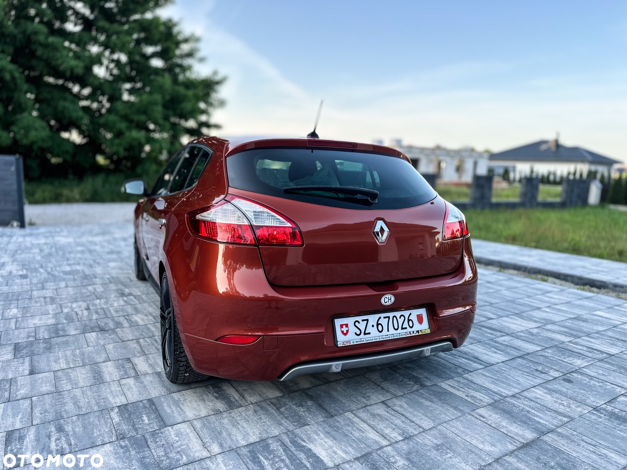 Renault Megane TCe 180 GT - 24