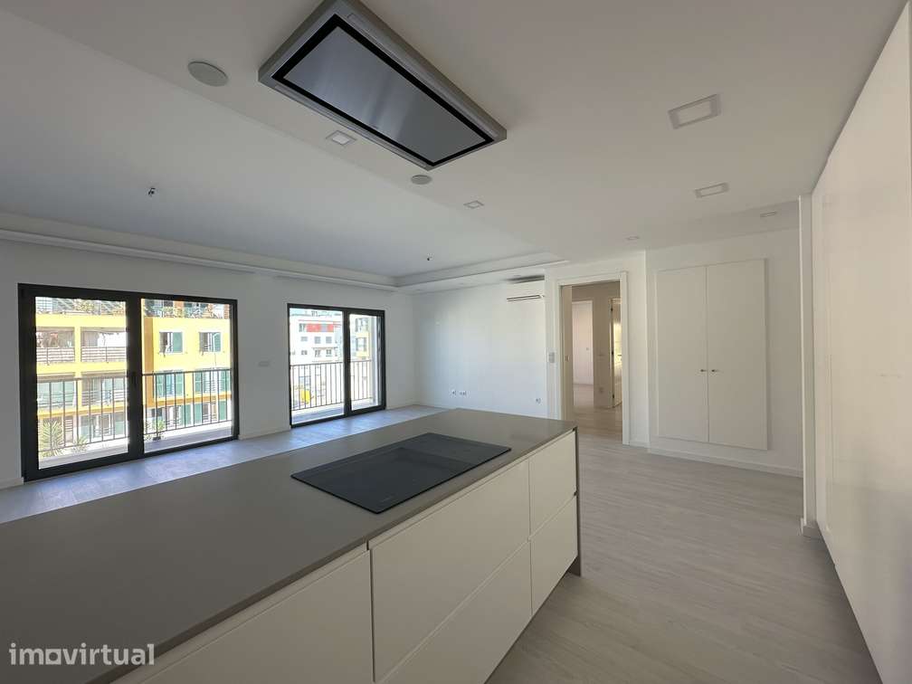Apartamento T3 com Varanda Vista Mar e Parqueamento na Ericeira - Grande imagem: 5/37