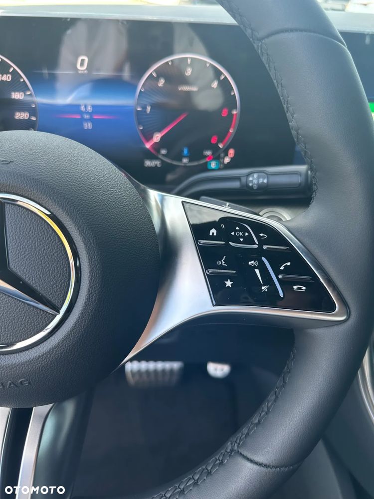 Mercedes-Benz Klasa V 300 d 4-Matic 9G-Tronic Exclusive (ekstra d³) - 16