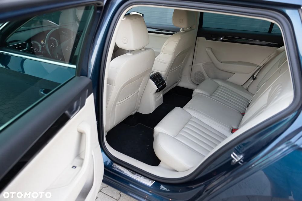 Skoda Superb 2.0 TDI SCR 4x4 L&K DSG - 15