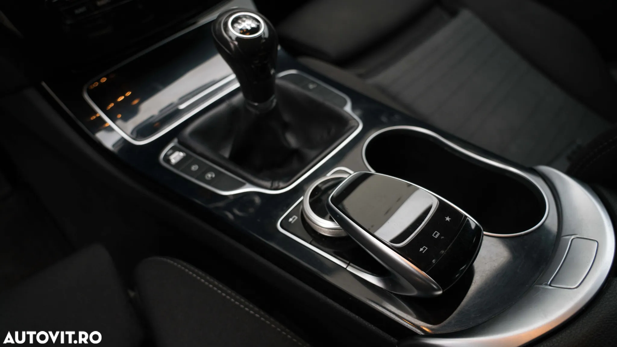 Mercedes-Benz C 180 d - 17