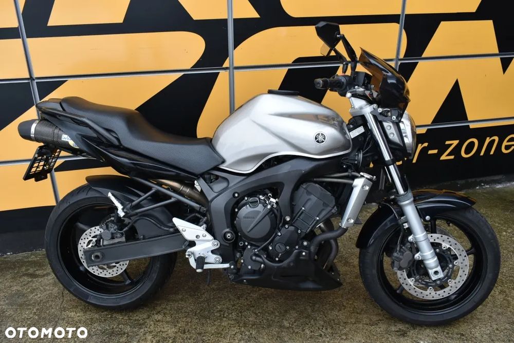 Yamaha FZ6 - 3