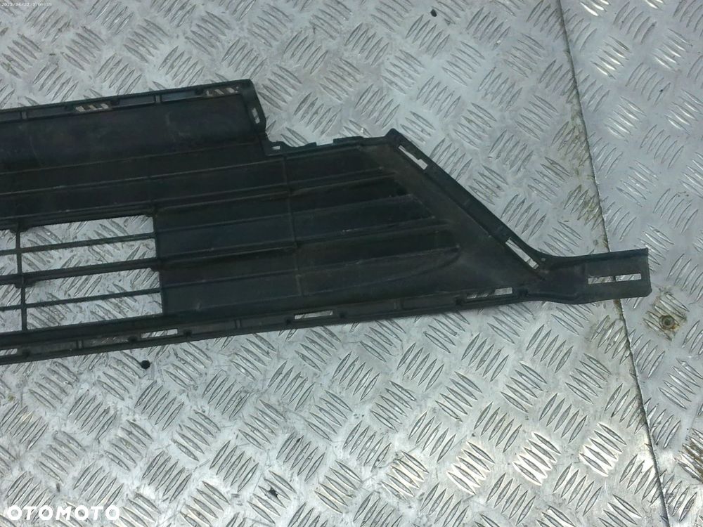 Toyota rav 4 lift atrapa kradka srodkowa zderzaka 53113-42080 - 3