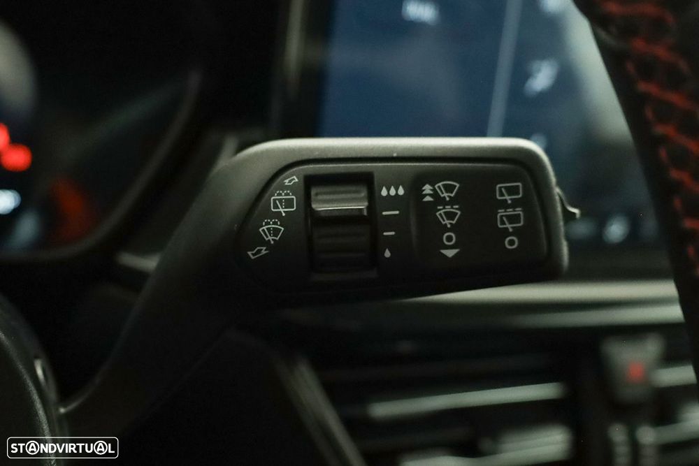 Ford Focus 1.0 EcoBoost MHEV ST-Line X - 18