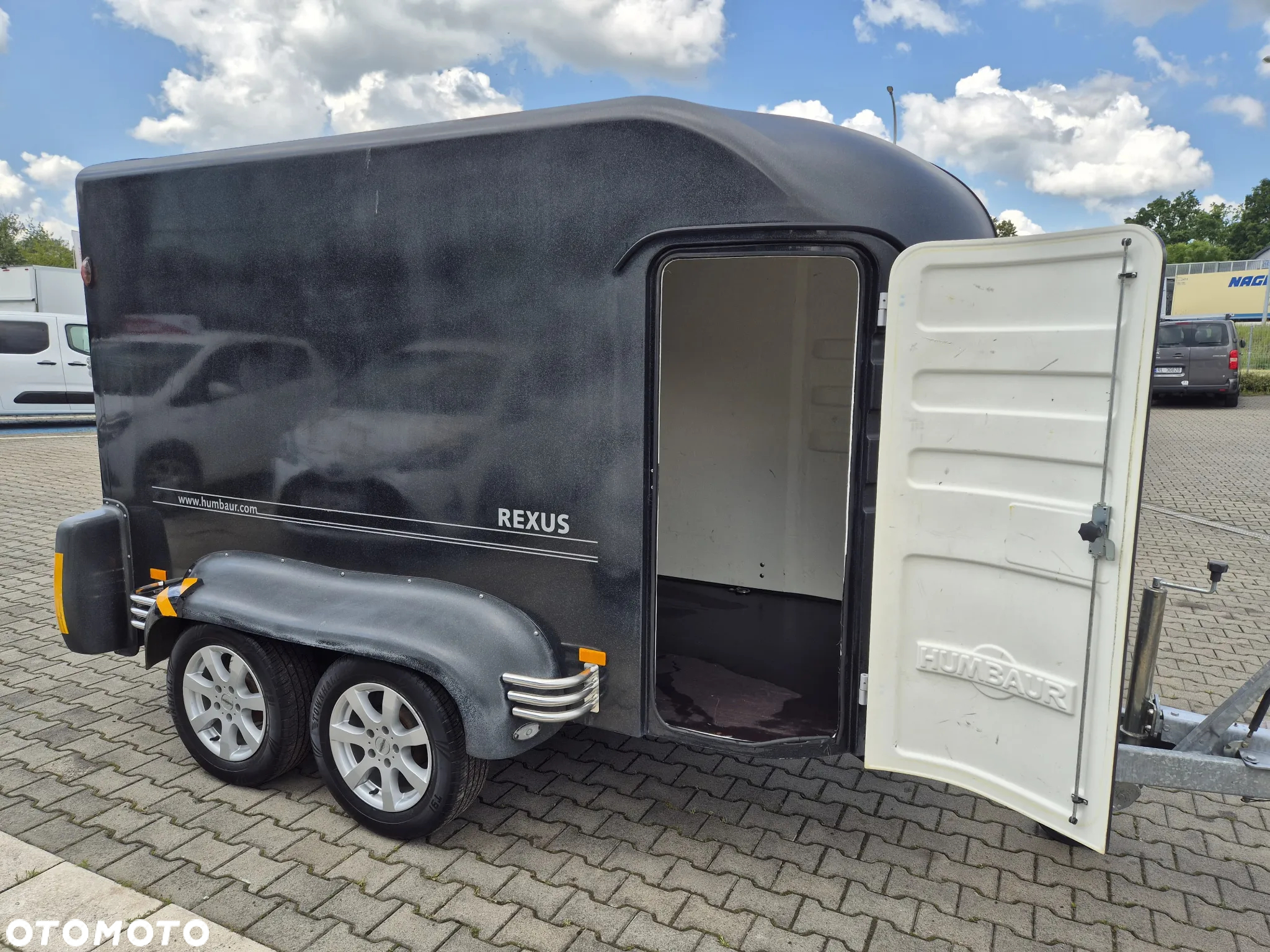 Humbaur REXUS 2000 / DO PRZEWOZU 2 KONI, Kucy i innych hodowlanych / TWORZYWO / LEKKI / 1WŁ / JAK NOWY! - 16