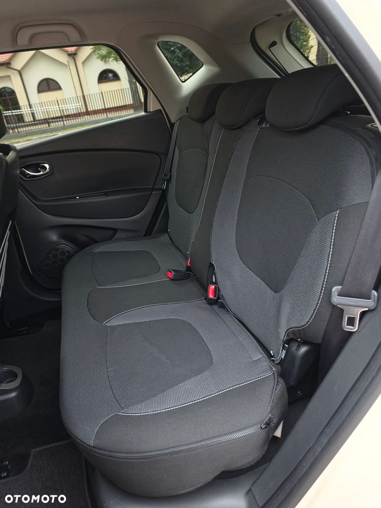 Renault Captur 1.2 TCe Zen EDC - 24