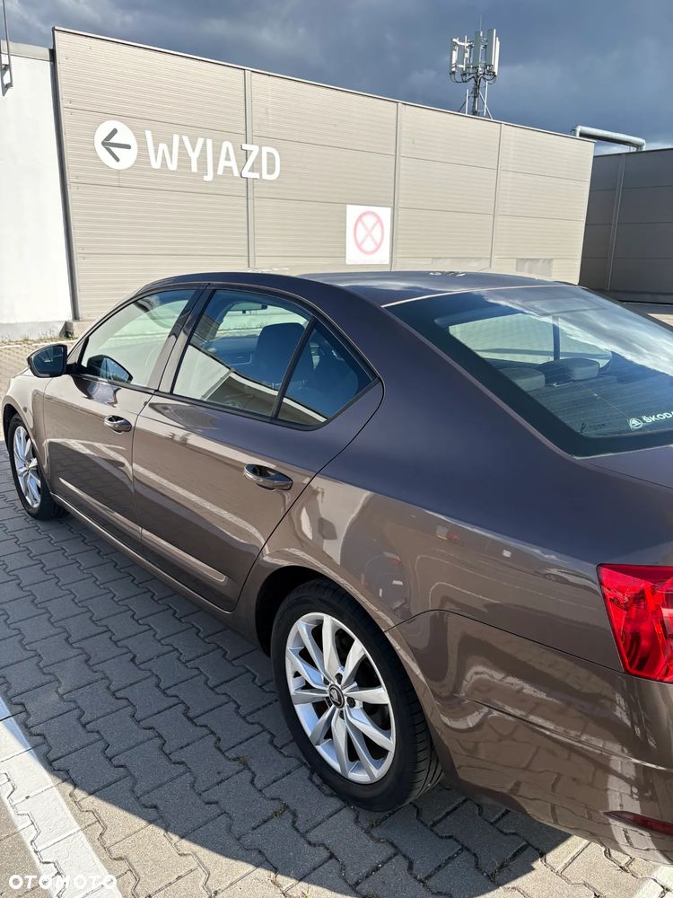 Skoda Octavia 1.4 TSI Ambition - 6