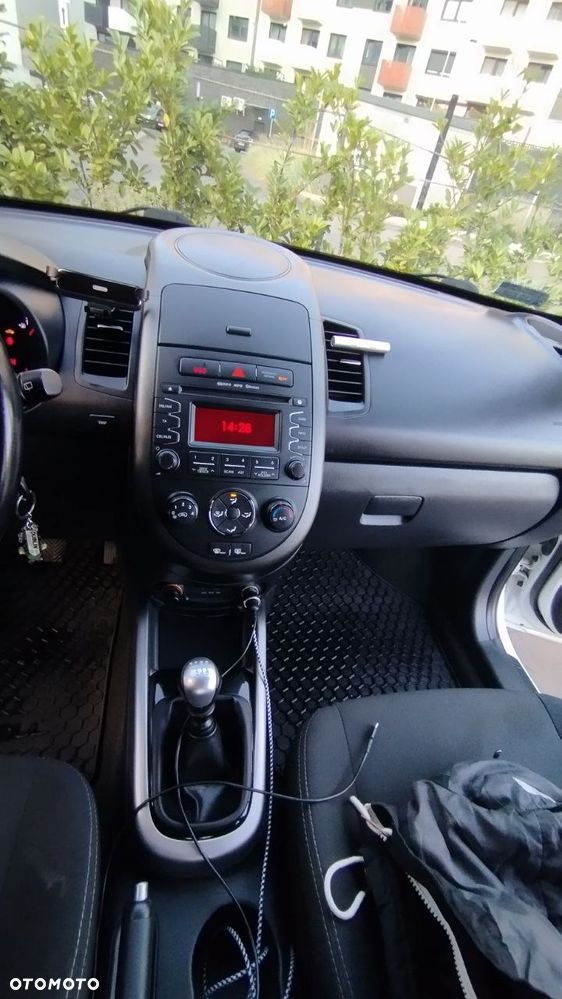 Kia Soul 1.6 CRDi M EU5 - 14