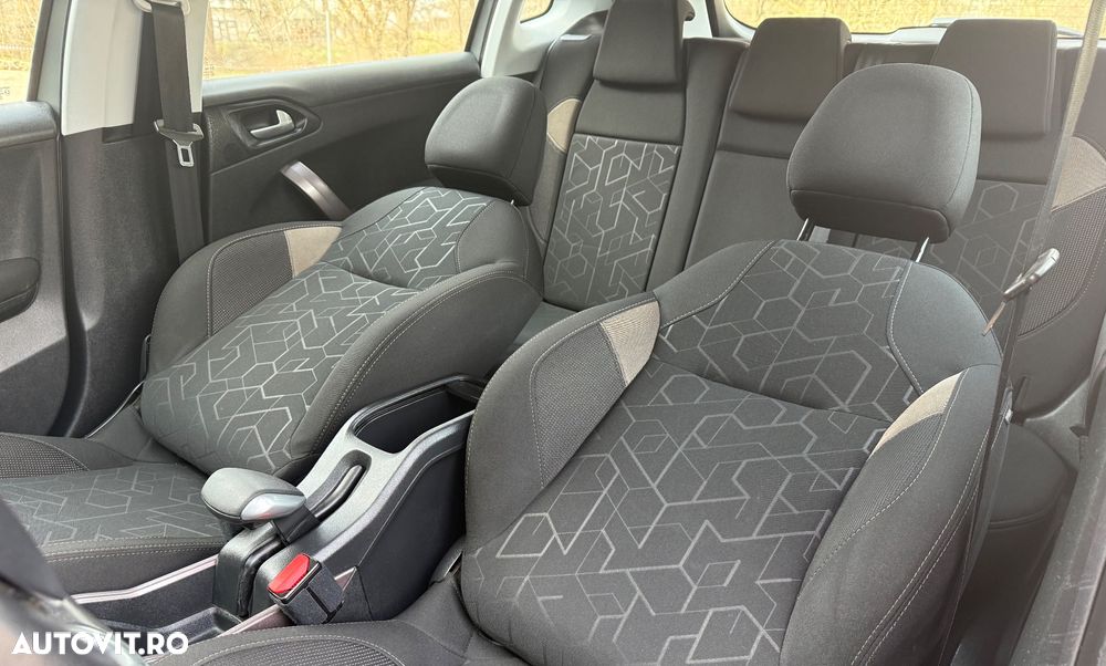 Peugeot 2008 e-HDi FAP 115 STOP & START Allure - 37