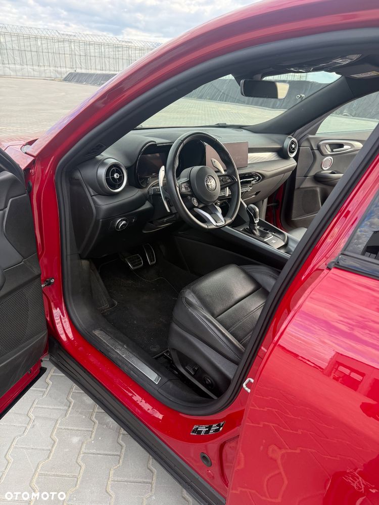 Alfa Romeo Tonale 1.5 T4 GSE mHEV Edizione Speciale DCT - 9