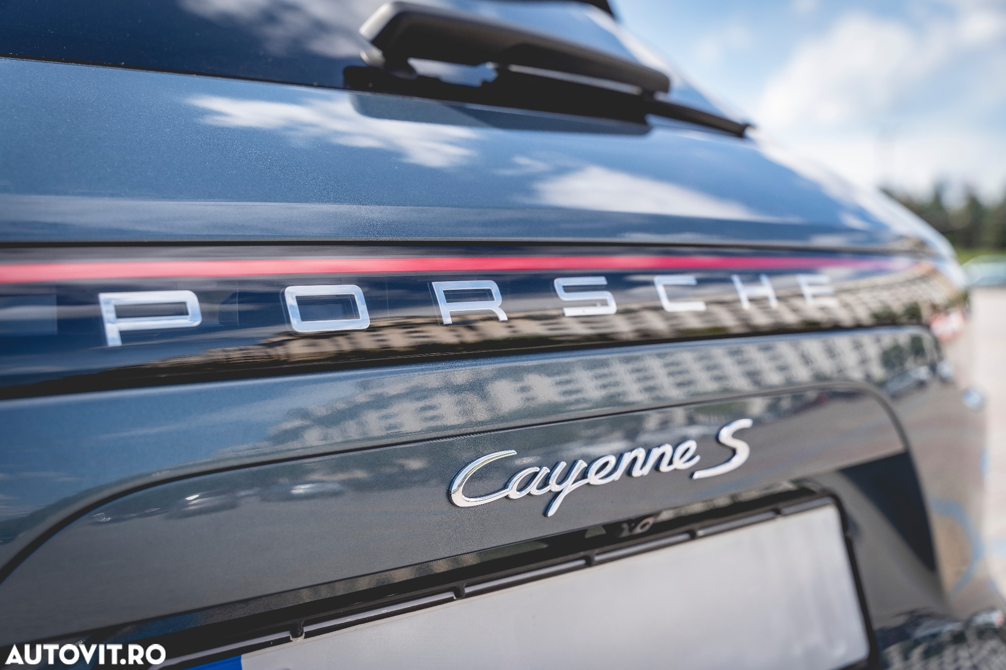 Porsche Cayenne S - 13
