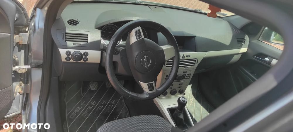 Opel Astra 1.6 Enjoy - 7