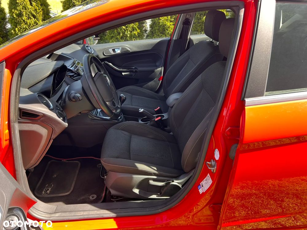 Ford Fiesta 1.5 TDCi Celebration - 14