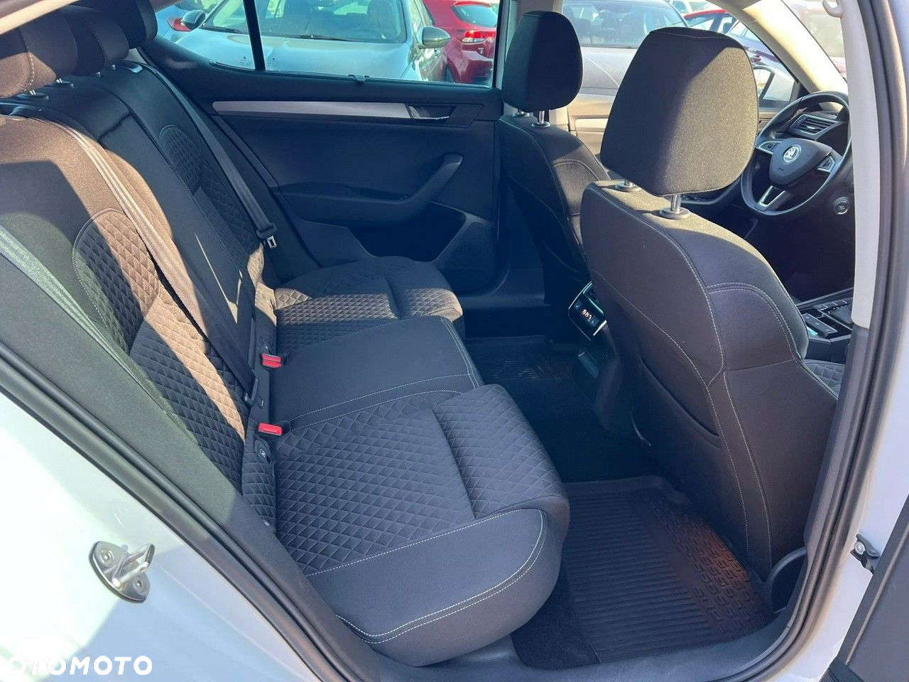 Skoda Superb 2.0 TDI Style DSG7 - 11