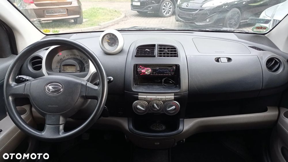 Daihatsu Sirion 1.3 - 37
