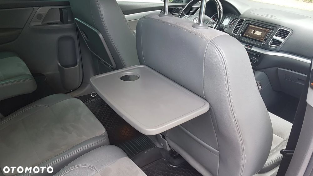 Volkswagen Sharan 2.0 TSI Highline DSG - 8