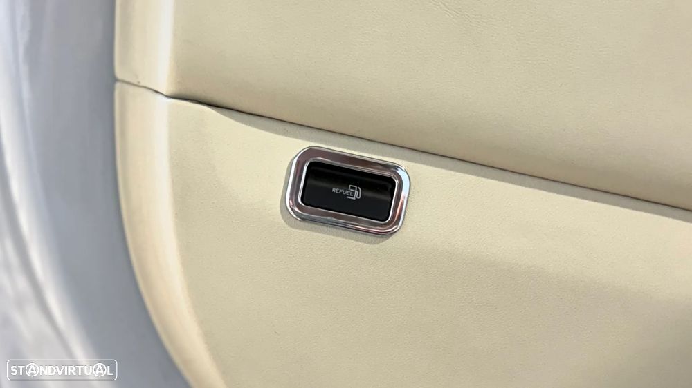 Bentley Bentayga V6 Hybrid - 33