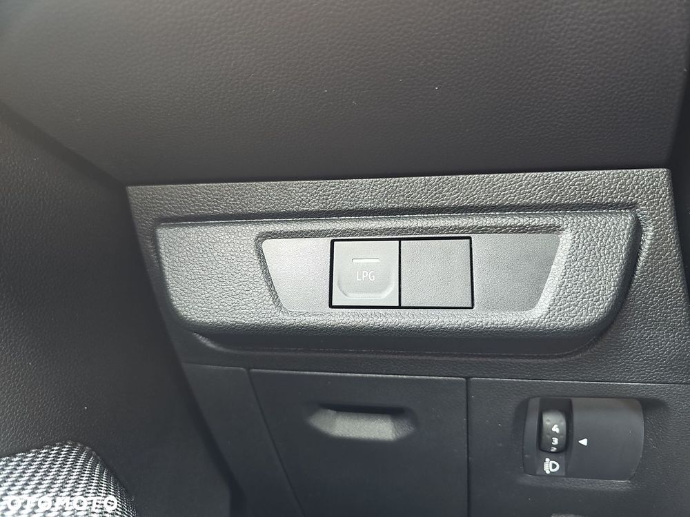 Dacia Sandero - 27
