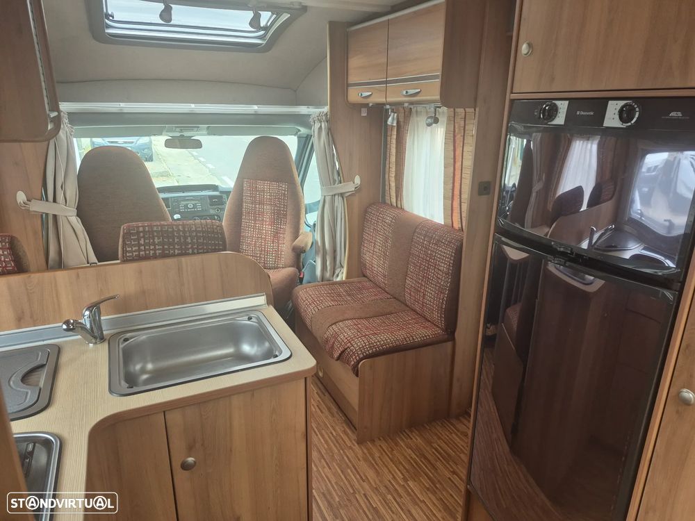 Burstner Nexxo FORD TRANSIT 2.2 DCI 110 CV  C/AC -  BRUSTNER  - 4 LUGARES - 4 DORMIDAS - 49